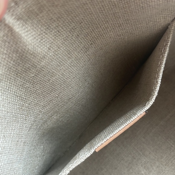 Gently used Gucci Microguccissima mini dome bag in Beige - Picture 13 of 15